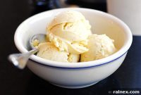 Easy Homemade Vanilla Ice Cream