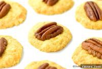 Golden Pecan Cheese Crisps