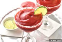 Effortless Frozen Strawberry Margarita Perfection