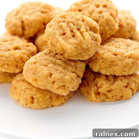 These Rice Krispies Cheese Crisps are an easy cheesy bite perfect for an appetizer for holiday parties or tailgating.