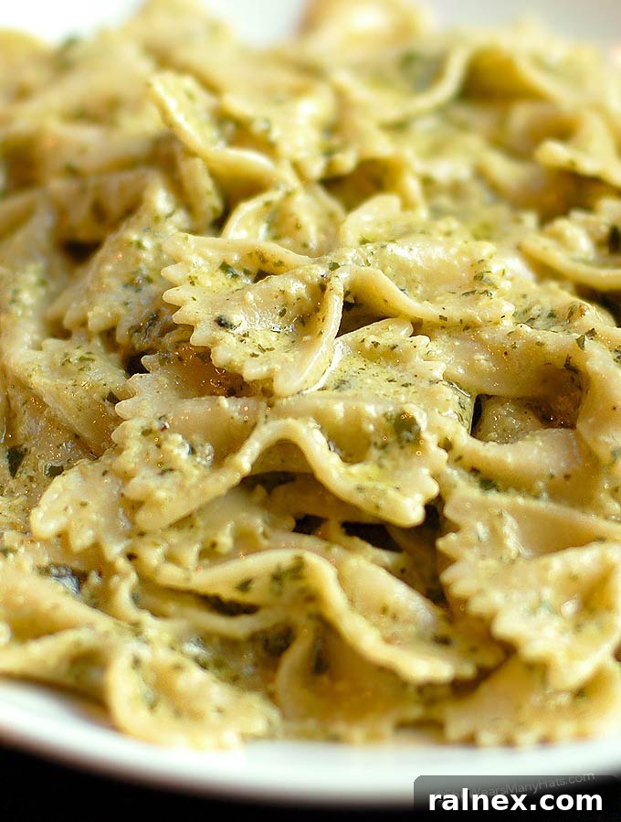Velvety Pesto Pasta 2 Creamy Pesto Pasta: A Quick and Delicious Weeknight Meal