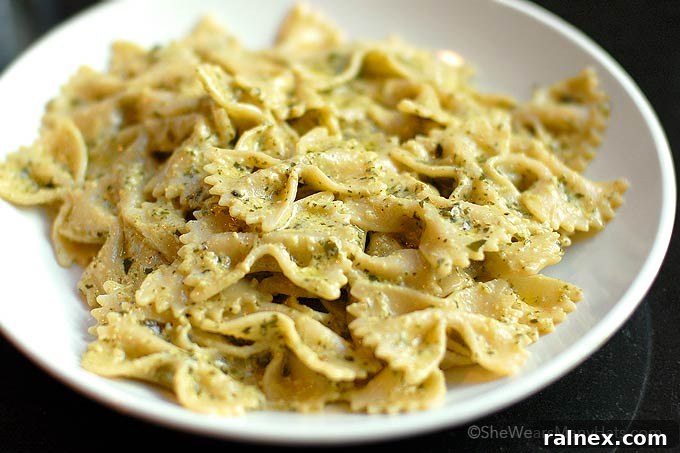 Velvety Pesto Pasta 4 Tossing Pasta with Creamy Pesto Sauce